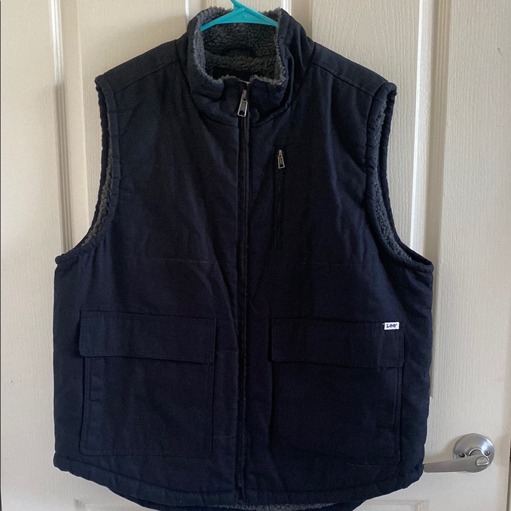 Lee Men's Black Quilted Vest